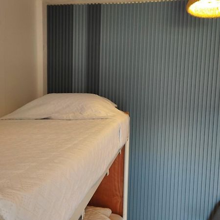 Хостел Lemon Tree Santa Cruz Санта-Крус-ла-Лагуна Экстерьер фото