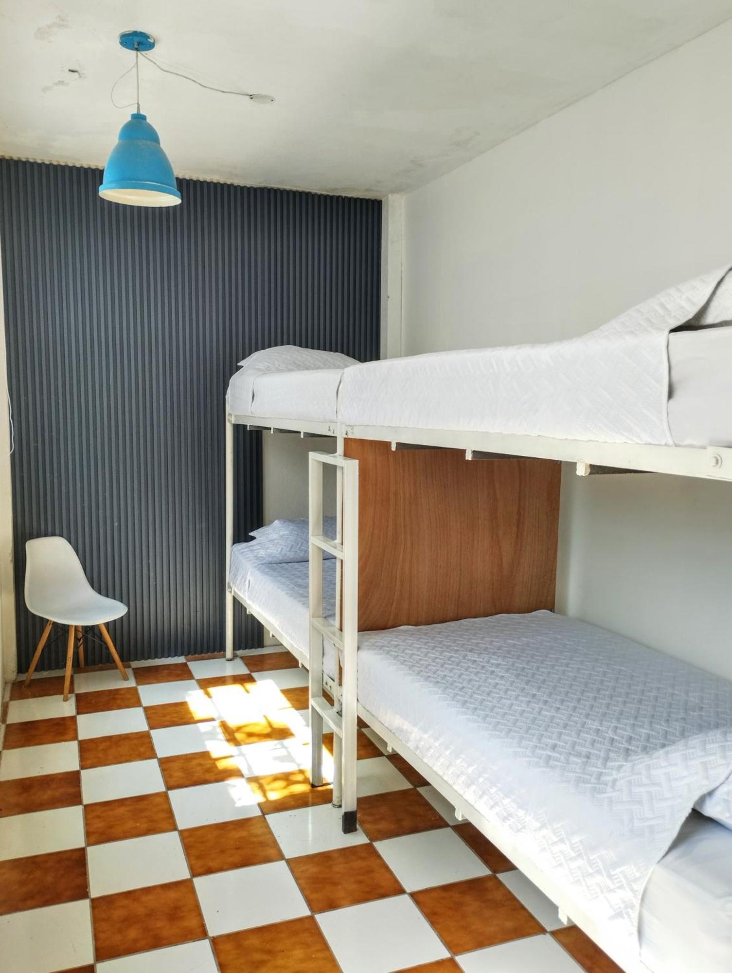 Хостел Lemon Tree Santa Cruz Санта-Крус-ла-Лагуна Экстерьер фото